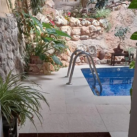 Casa Blanca ألاما ذي أراغون